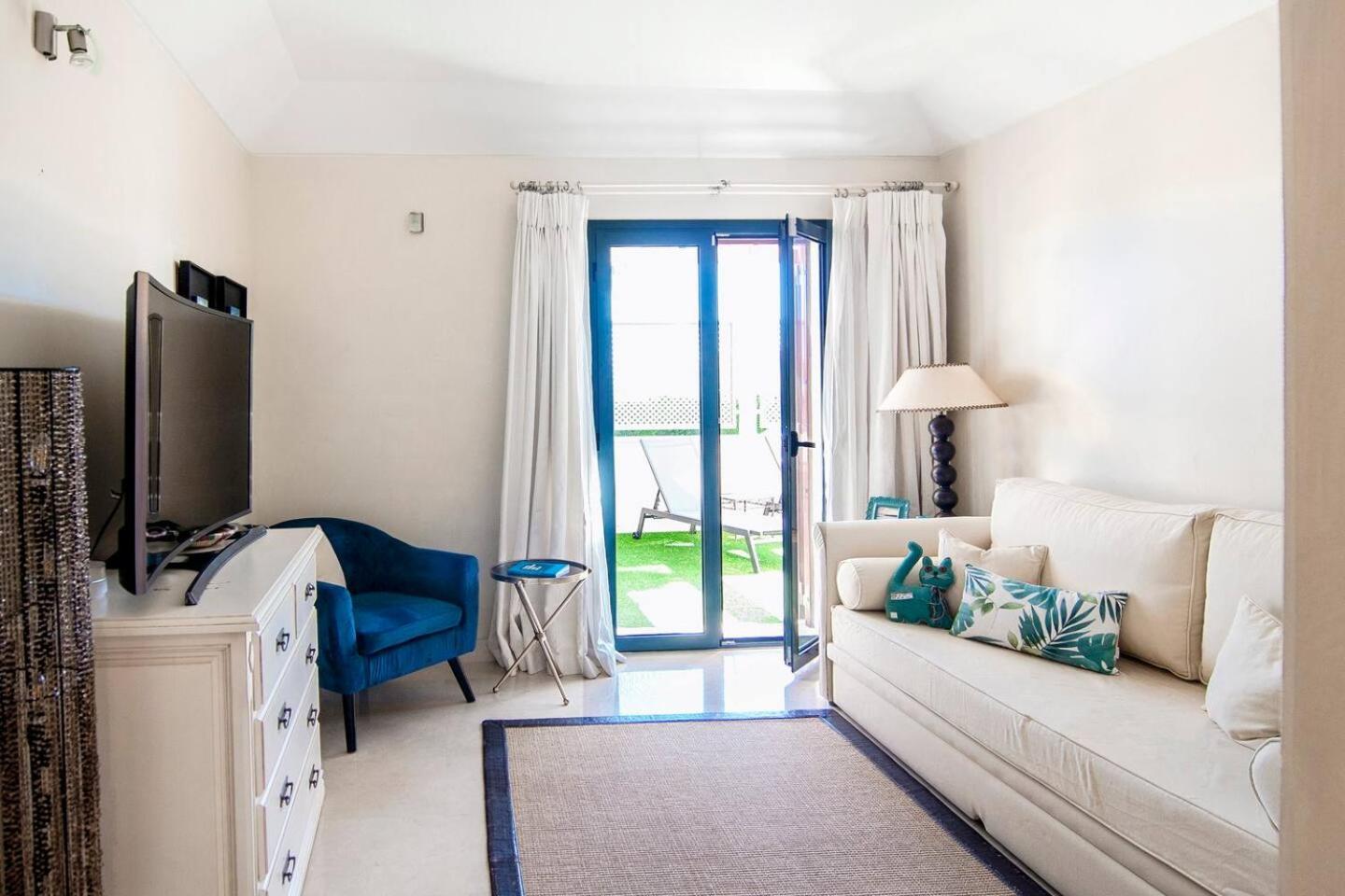Polo Royale Waterfront Luxury Apt - 3 Terraces And Pool Sotogrande Dış mekan fotoğraf