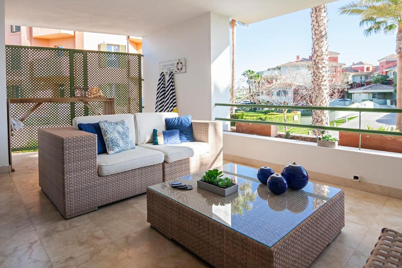 Polo Royale Waterfront Luxury Apt - 3 Terraces And Pool Sotogrande Dış mekan fotoğraf