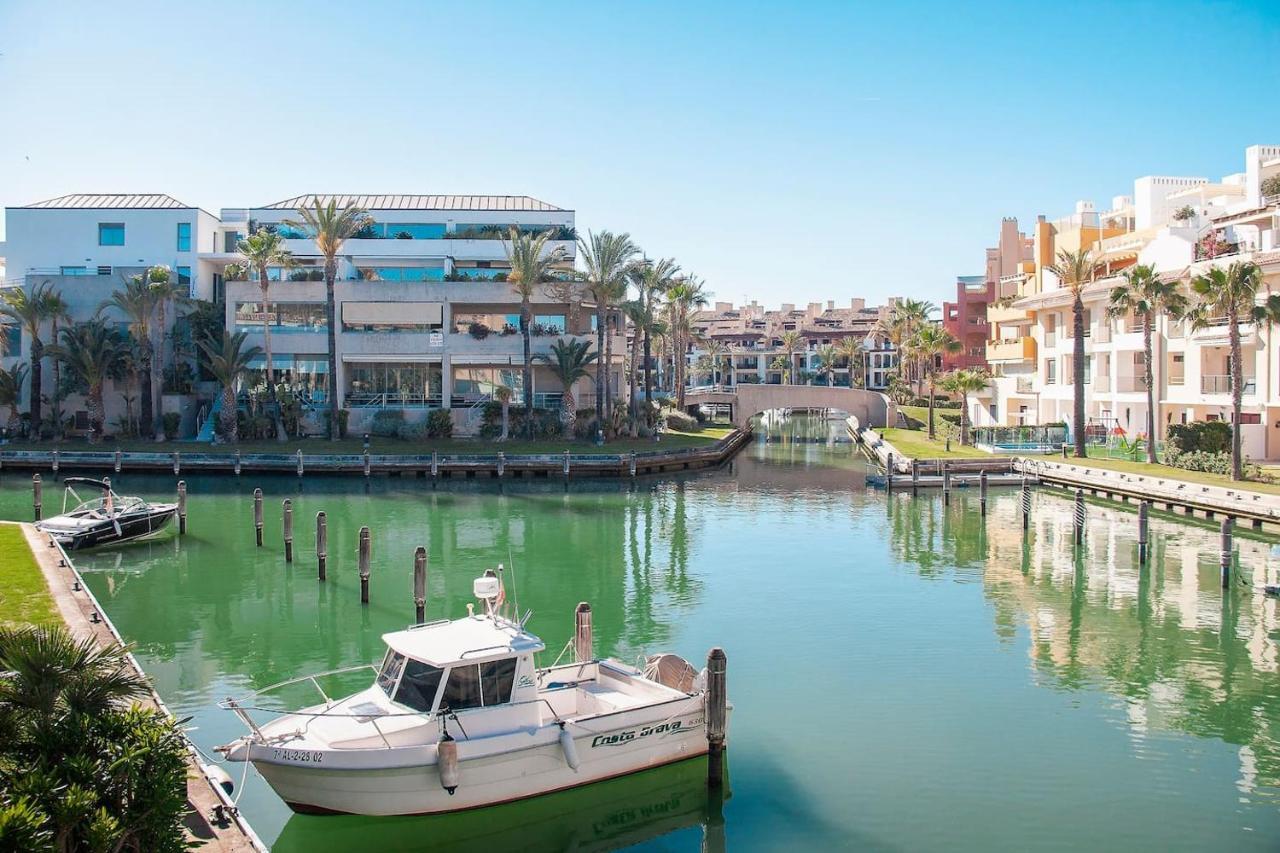 Polo Royale Waterfront Luxury Apt - 3 Terraces And Pool Sotogrande Dış mekan fotoğraf